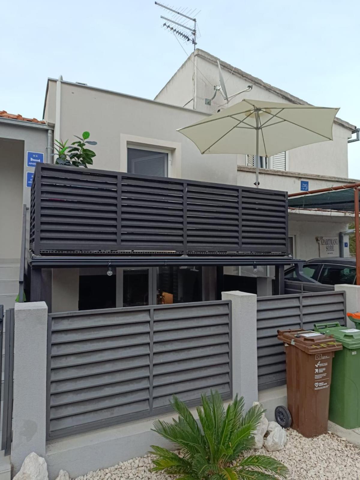 Studio & Apartment Biograd Paszman Weißenburg Exterior foto